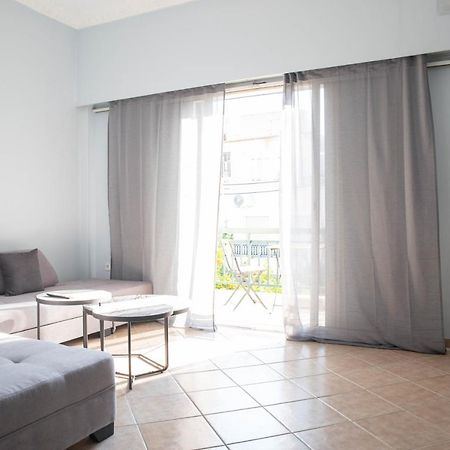 Nikea Apartment Near Piraeus Port And Metro St II Eksteriør bilde
